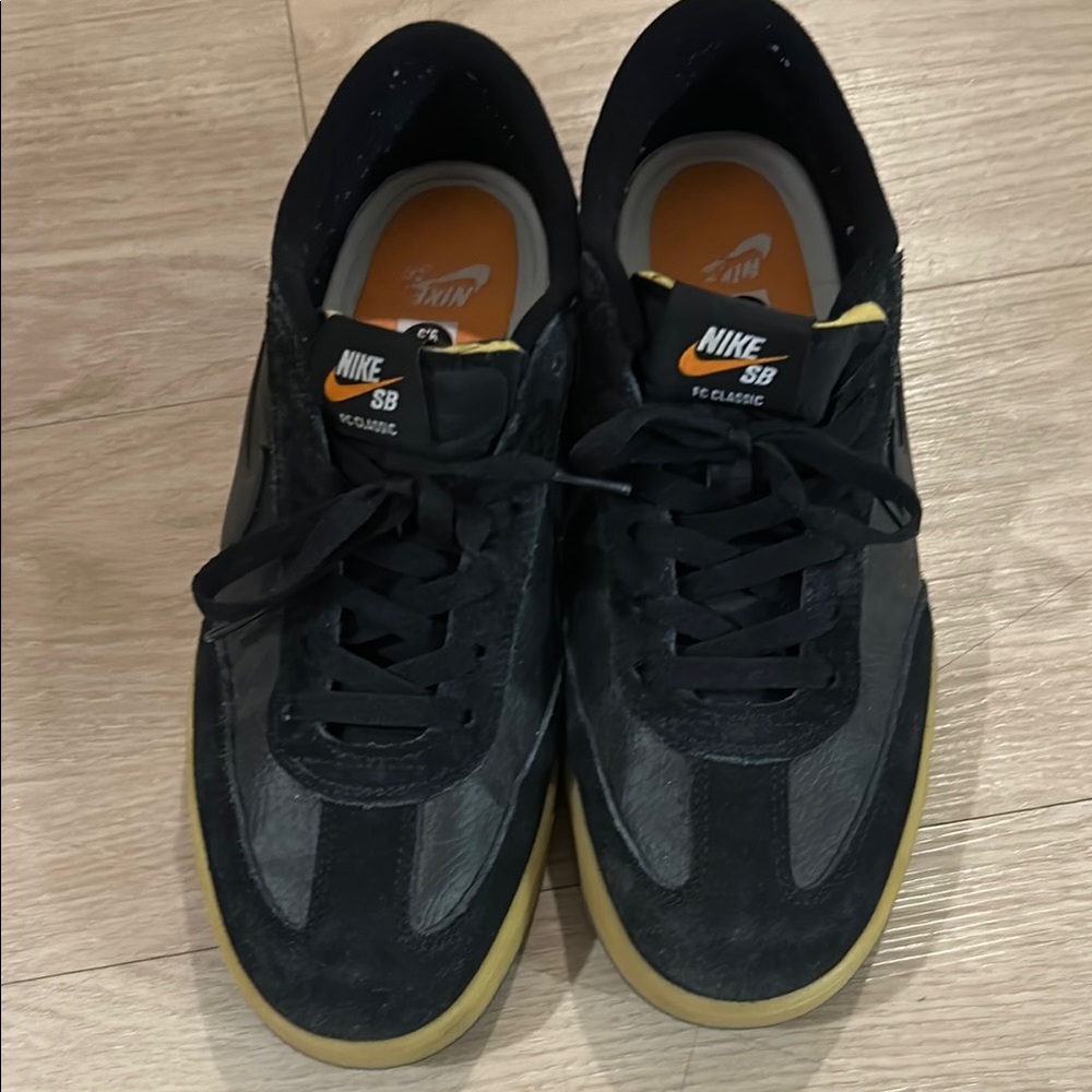 Nike SB FC Classic Men's Black Sneakers